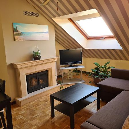 Appartement 106A Atico Con Garaje Y Chimenea Cerca De La Playa à Gijón Extérieur photo